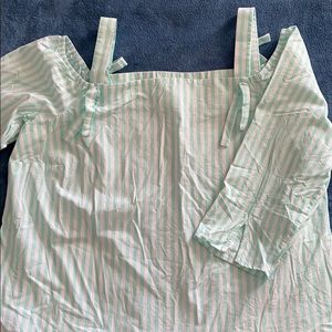 Crown & Ivy off shoulder shirt